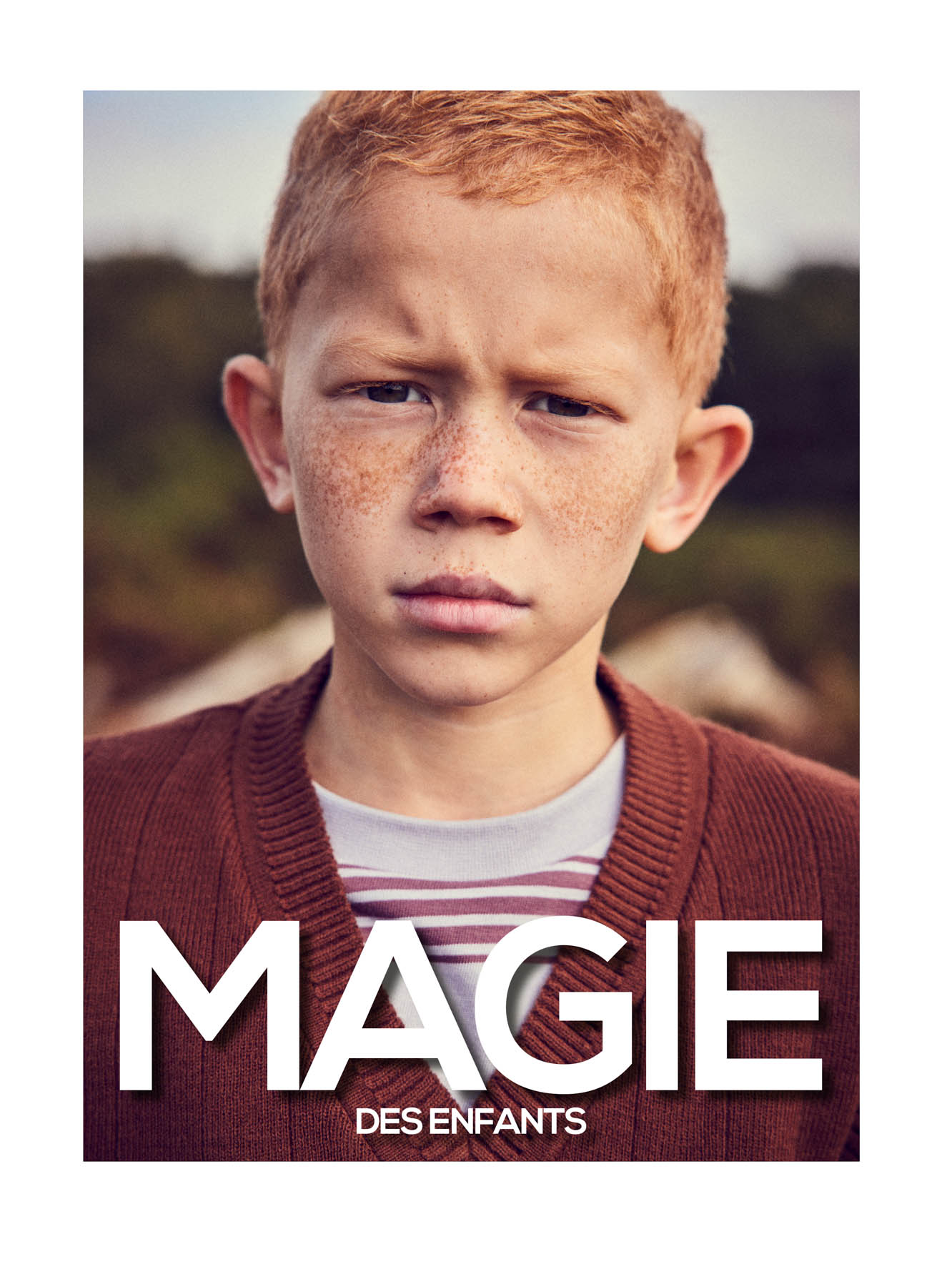 Magazine — Silver Studded Blu - Image 01