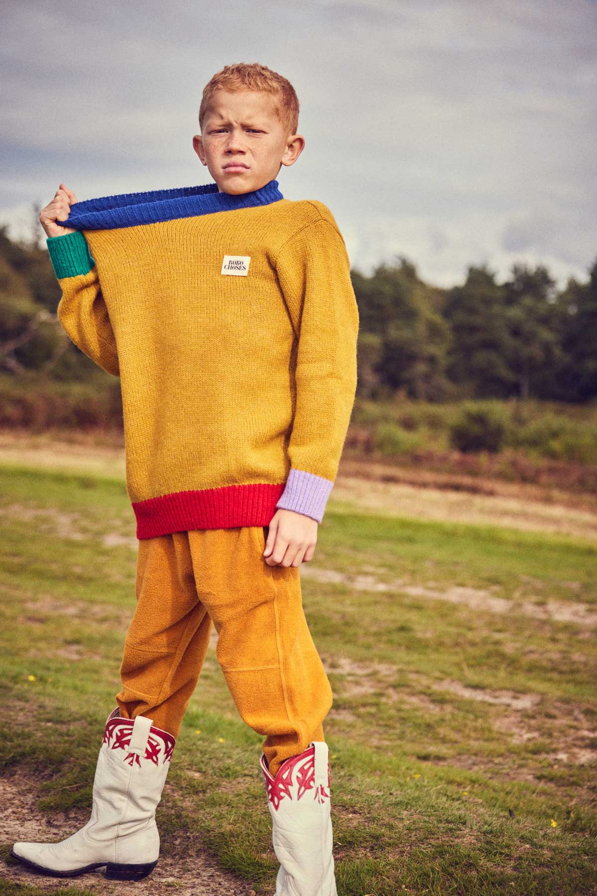 Magazine — Silver Studded Blu - Image 08