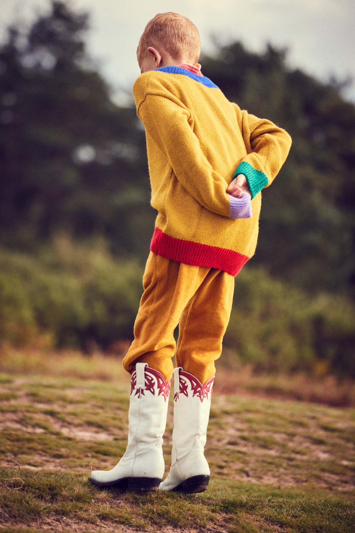 Magazine — Silver Studded Blu - Image 07