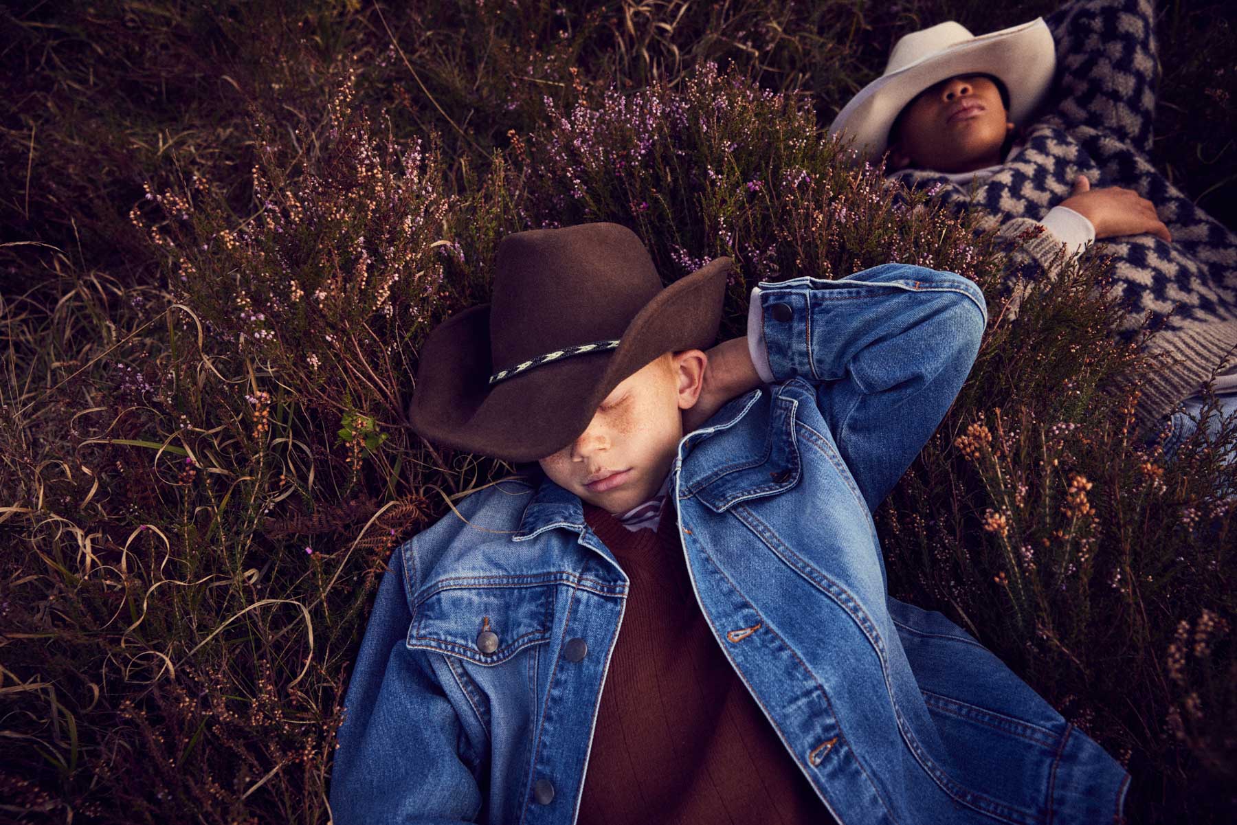 Magazine — Silver Studded Blu - Image 14