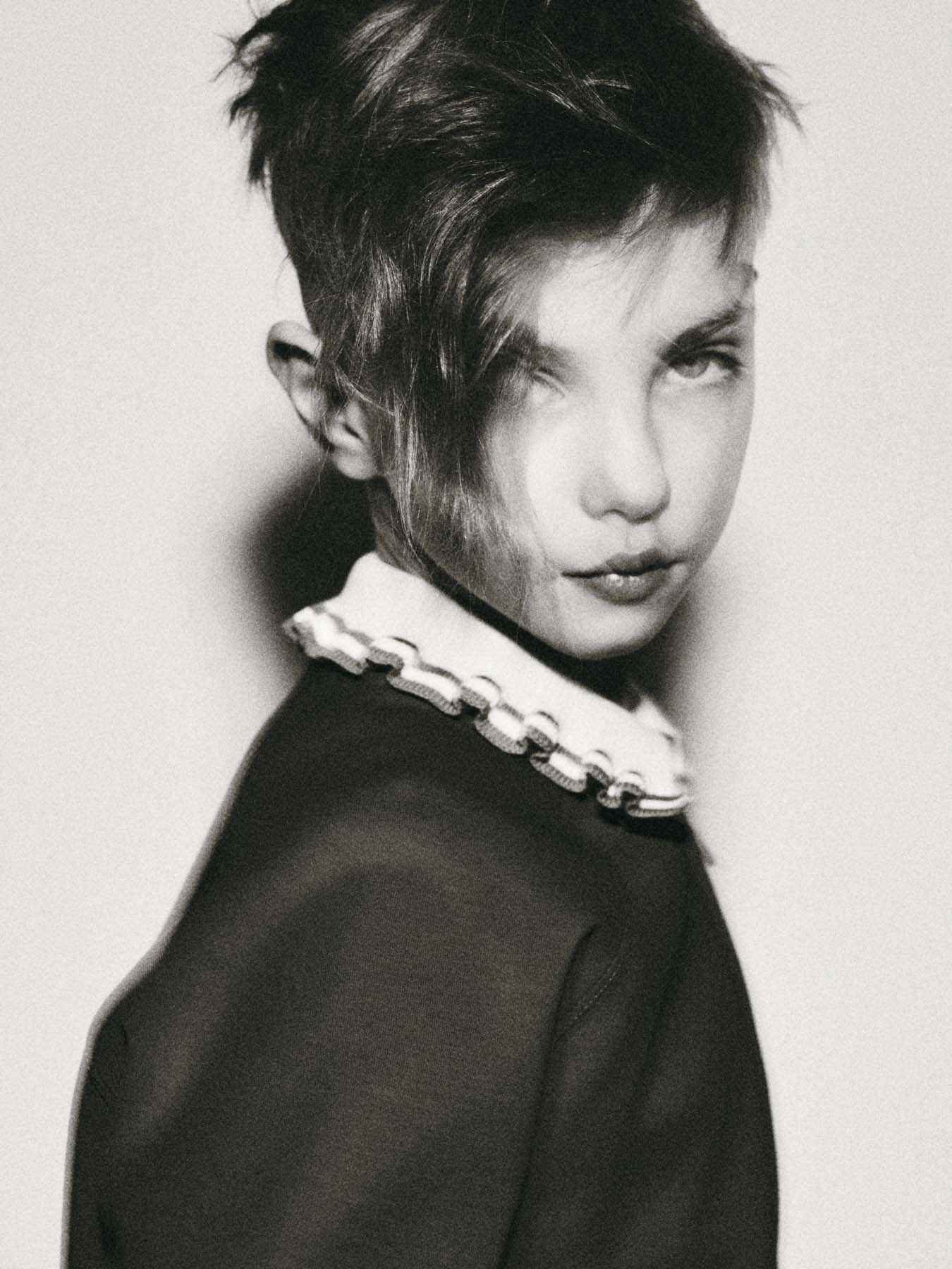 servizio di moda bambino per la rivista style Piccoli scattato da Federico Leone in un ring di boxe - Image 15