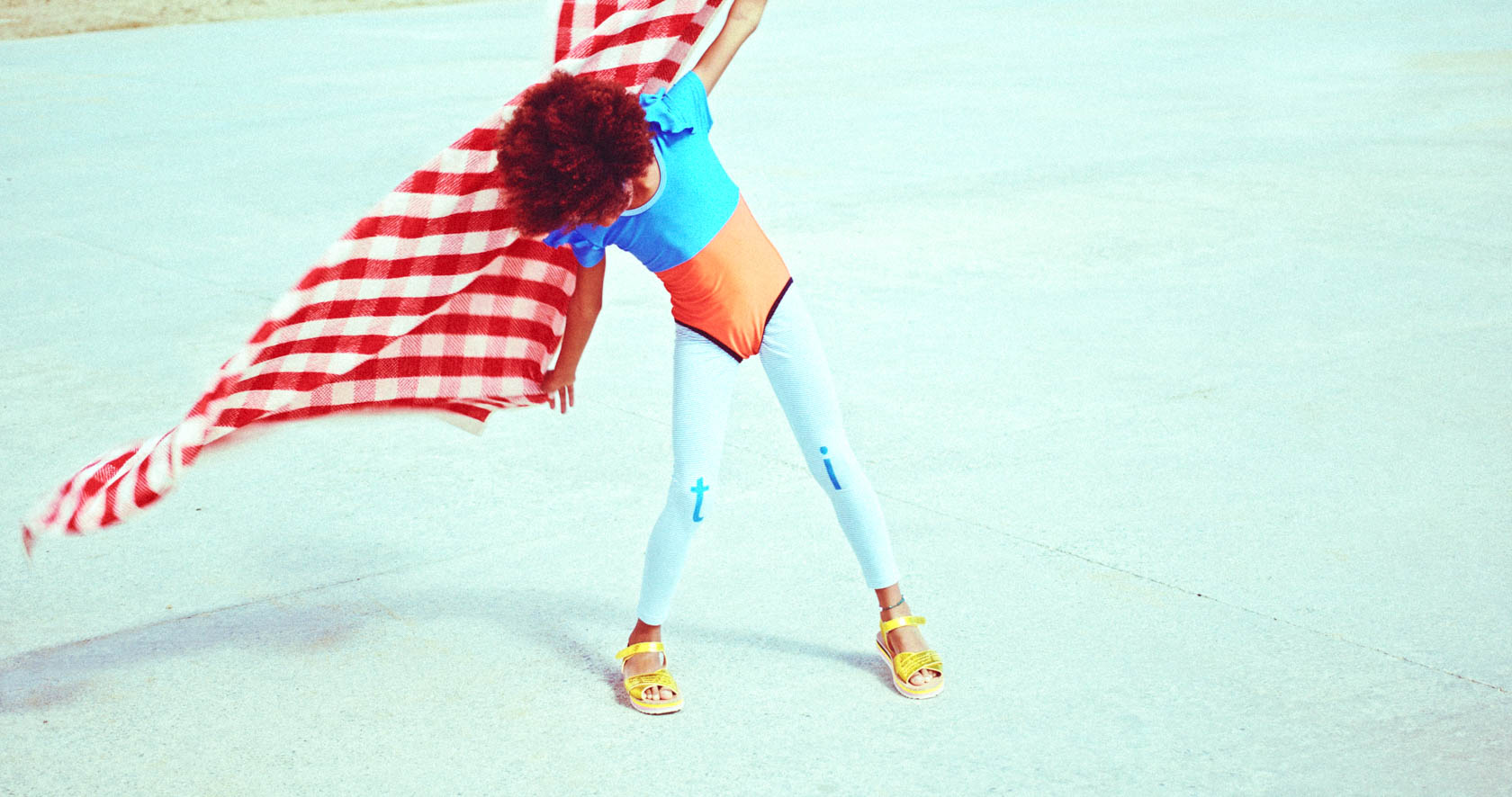 Magazine — Bye Bye Colorful Summer - Image 07