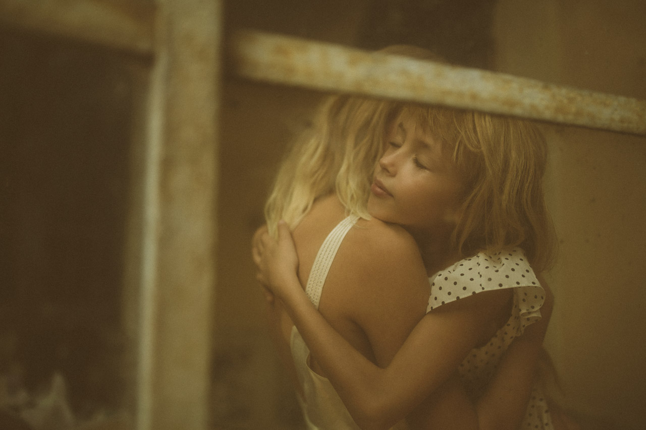 Magazine — They Look Because Shes Lovely - Image 02