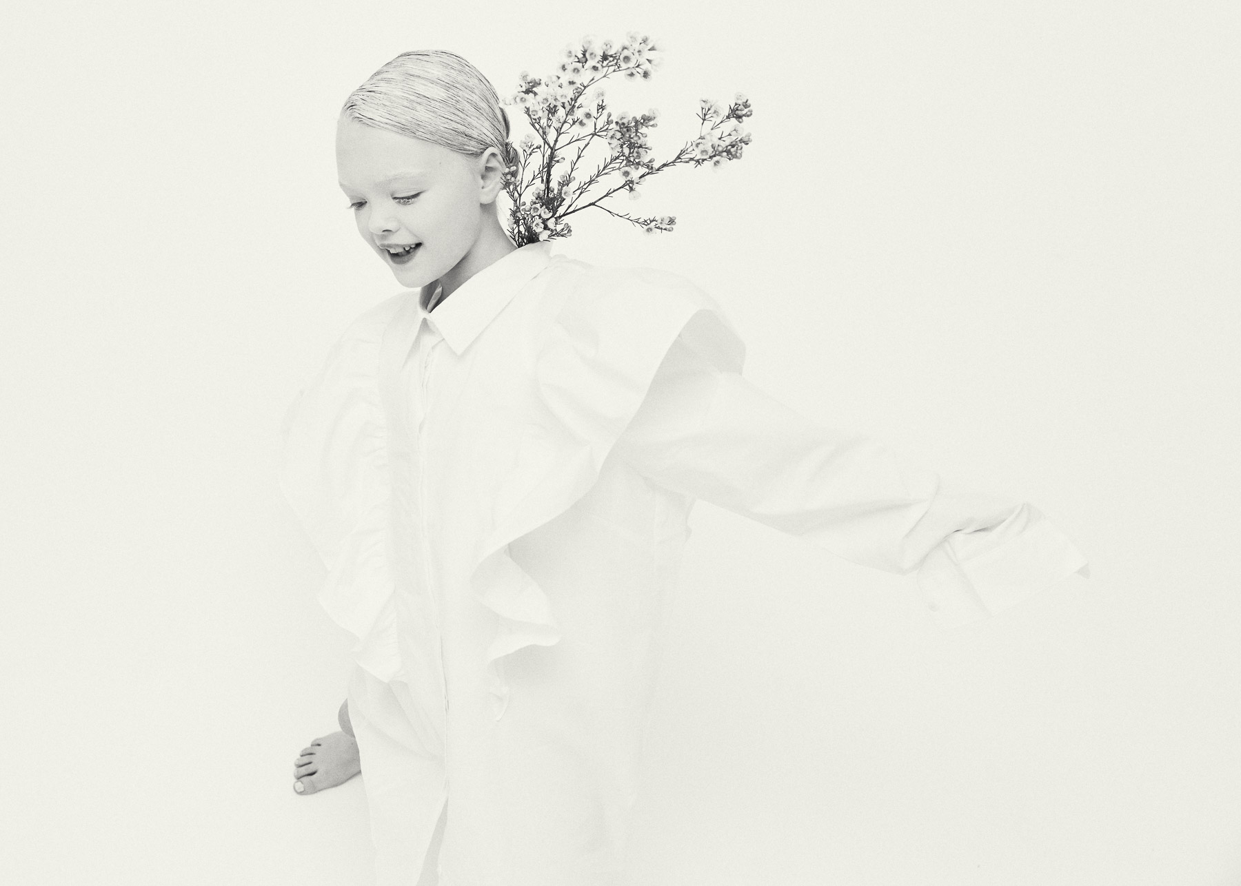 Magazine — White Simphony - Image 10