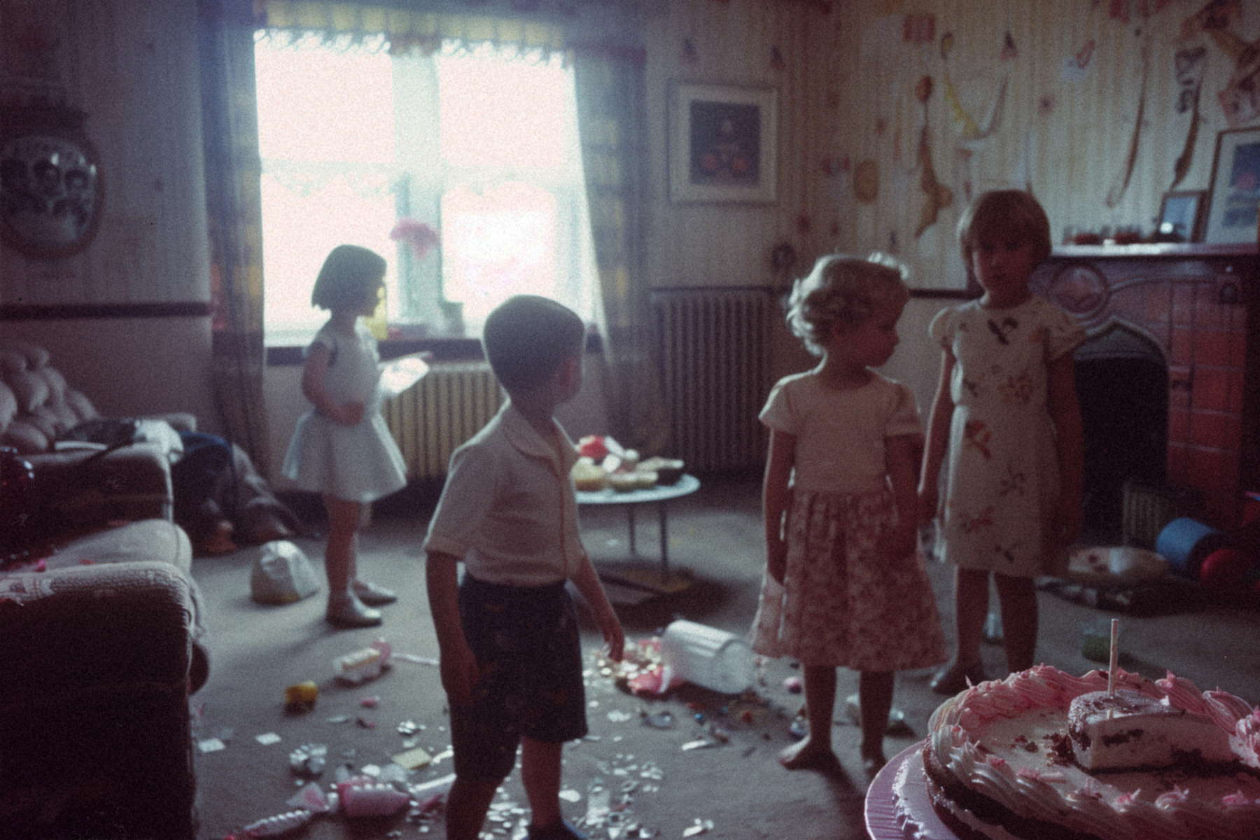 American B-Day parties — personal project by Federico Leone exploring the nostalgic charm of 1950s American children’s birthday parties - Image 18