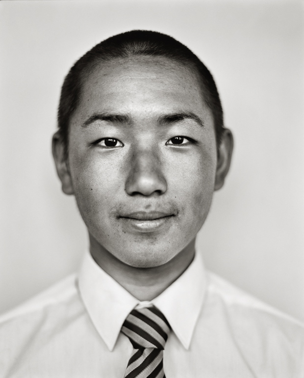 Personal photographic project by Federico Leone about Japanese high schools students - Image 05