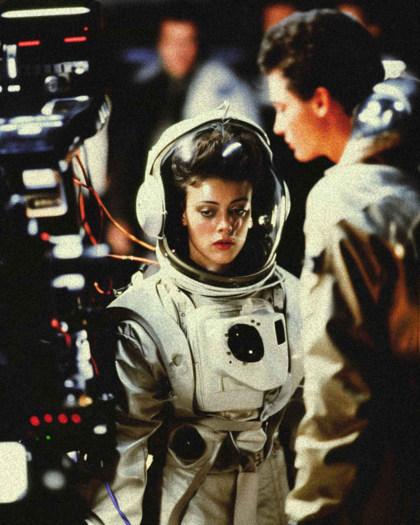 Sean Young, 1983 — making-of and rare test photos from 2010: The Year We Make Contact and Blade Runner sets. - Image 10