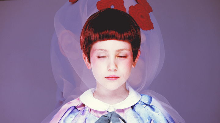 Dreamscape editorial Papier Mache by Federico Leone director